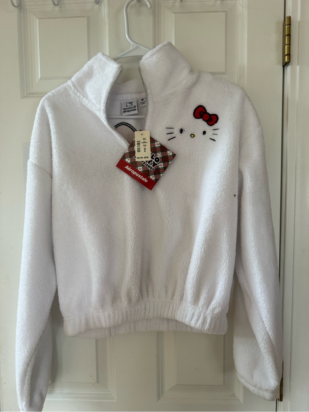 Hello Kitty White Fleece Pullover - Aeropostale-size medium NWT!